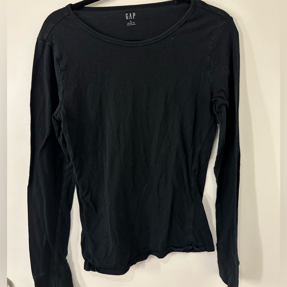 Gap Feather Tee Long Sleeve